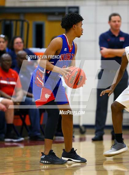 Thumbnail 1 in North vs McClintock (McClintock Holiday Tournament) photogallery.