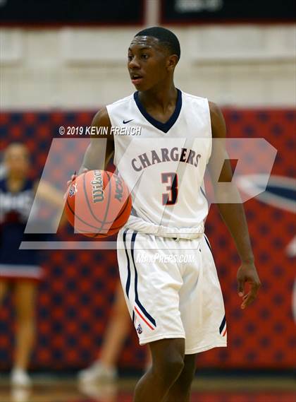 Thumbnail 2 in North vs McClintock (McClintock Holiday Tournament) photogallery.