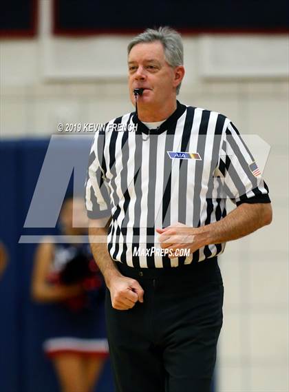 Thumbnail 1 in North vs McClintock (McClintock Holiday Tournament) photogallery.
