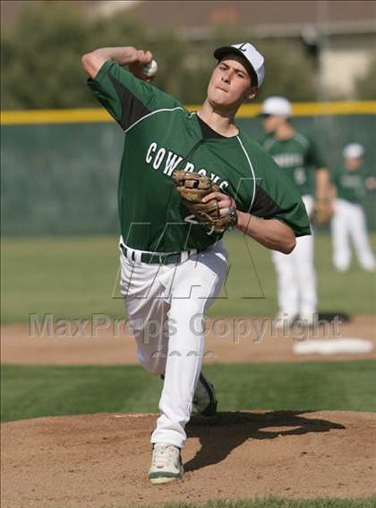 Thumbnail 2 in Pittsburg @ Livermore photogallery.