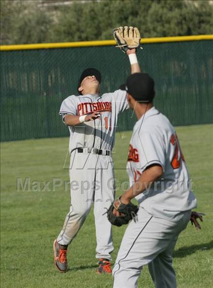 Thumbnail 2 in Pittsburg @ Livermore photogallery.