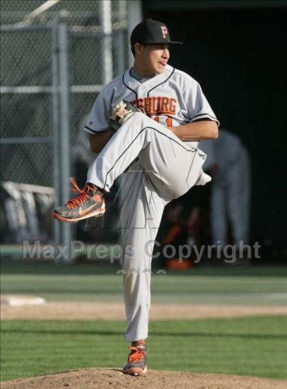 Thumbnail 2 in Pittsburg @ Livermore photogallery.