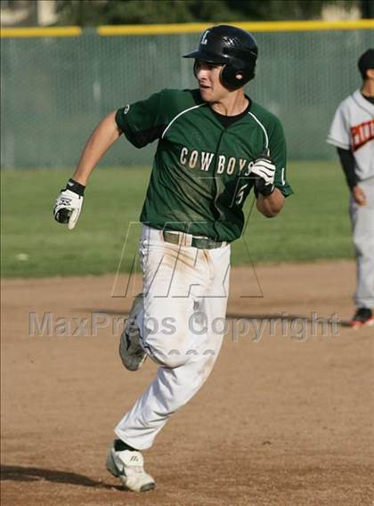 Thumbnail 1 in Pittsburg @ Livermore photogallery.