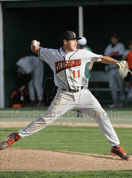 Thumbnail 1 in Pittsburg @ Livermore photogallery.