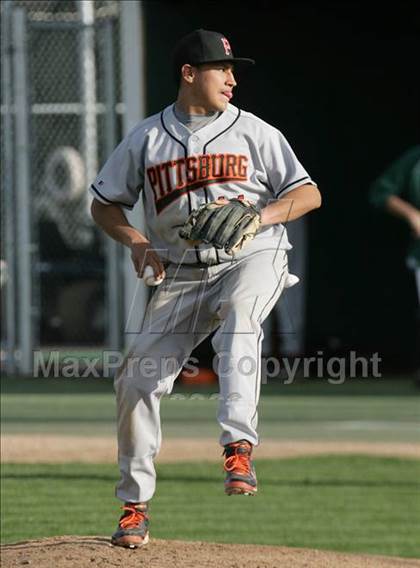 Thumbnail 3 in Pittsburg @ Livermore photogallery.