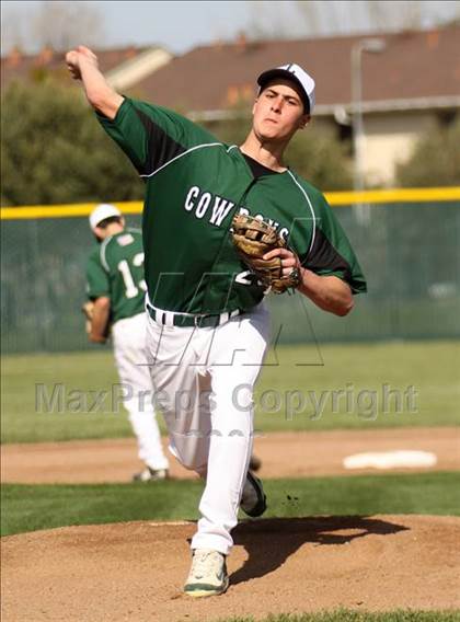 Thumbnail 3 in Pittsburg @ Livermore photogallery.