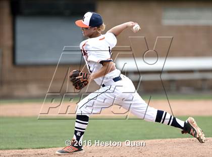 Thumbnail 1 in Roosevelt vs. De La Salle (Hard 9 National Classic) photogallery.