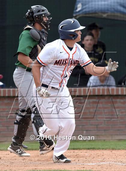 Thumbnail 2 in Roosevelt vs. De La Salle (Hard 9 National Classic) photogallery.