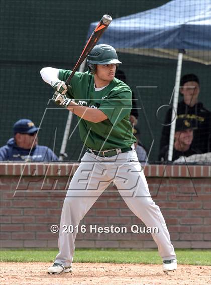 Thumbnail 2 in Roosevelt vs. De La Salle (Hard 9 National Classic) photogallery.