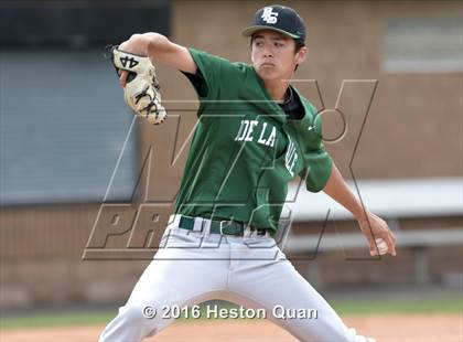 Thumbnail 2 in Roosevelt vs. De La Salle (Hard 9 National Classic) photogallery.