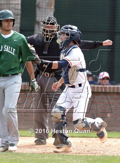 Thumbnail 2 in Roosevelt vs. De La Salle (Hard 9 National Classic) photogallery.