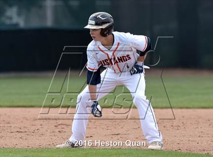 Thumbnail 3 in Roosevelt vs. De La Salle (Hard 9 National Classic) photogallery.