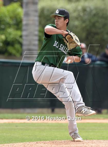 Thumbnail 3 in Roosevelt vs. De La Salle (Hard 9 National Classic) photogallery.