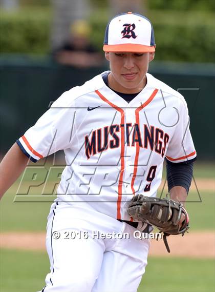 Thumbnail 1 in Roosevelt vs. De La Salle (Hard 9 National Classic) photogallery.