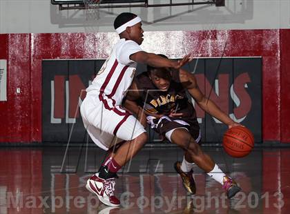 Thumbnail 3 in El Camino vs Downey (MaxPreps Holiday Classic) photogallery.