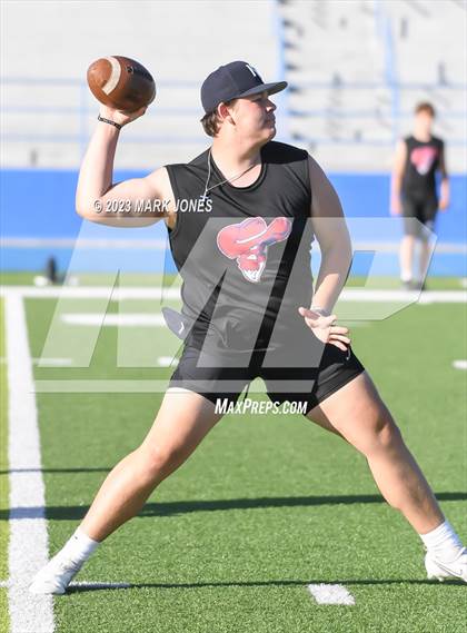 Thumbnail 2 in Camp Verde vs. Bradshaw Mountain (Prescott 7v7) photogallery.