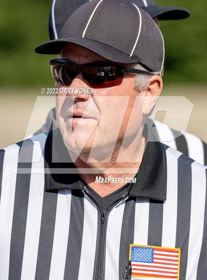 Thumbnail 1 in Whitney vs. Woodcreek photogallery.