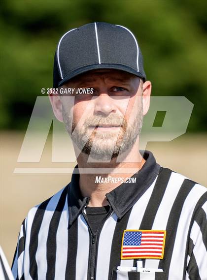 Thumbnail 3 in Whitney vs. Woodcreek photogallery.