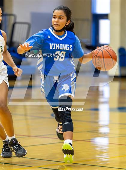 Thumbnail 1 in Newark Memorial vs Irvington (Newark Optimist Club Holiday Classic) photogallery.