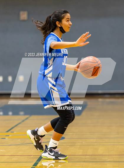 Thumbnail 3 in Newark Memorial vs Irvington (Newark Optimist Club Holiday Classic) photogallery.