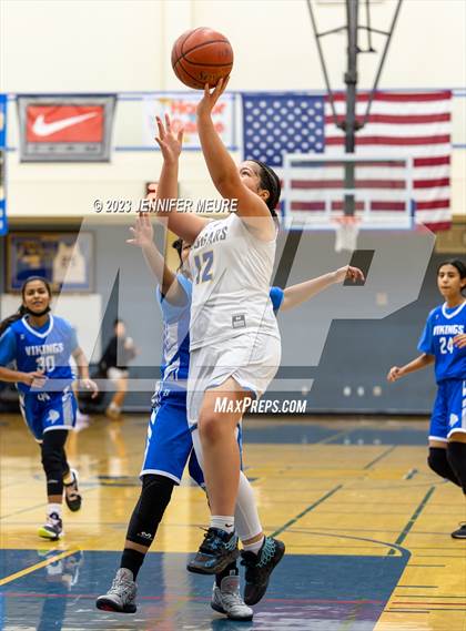 Thumbnail 3 in Newark Memorial vs Irvington (Newark Optimist Club Holiday Classic) photogallery.