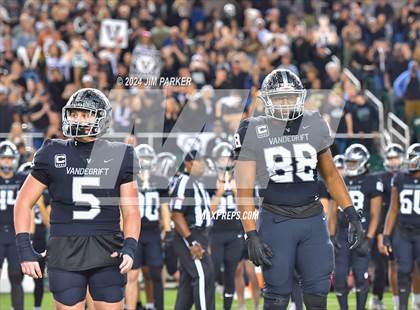 Thumbnail 3 in Vandegrift vs. Summer Creek (UIL 6A D2 Football Semifinal) photogallery.