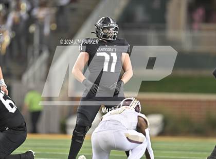 Thumbnail 2 in Vandegrift vs. Summer Creek (UIL 6A D2 Football Semifinal) photogallery.