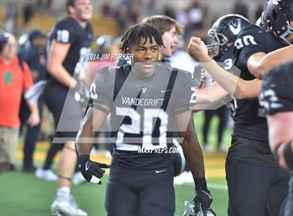 Thumbnail 1 in Vandegrift vs. Summer Creek (UIL 6A D2 Football Semifinal) photogallery.