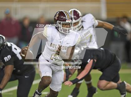 Thumbnail 3 in Vandegrift vs. Summer Creek (UIL 6A D2 Football Semifinal) photogallery.