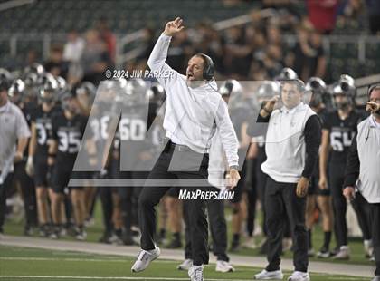 Thumbnail 2 in Vandegrift vs. Summer Creek (UIL 6A D2 Football Semifinal) photogallery.