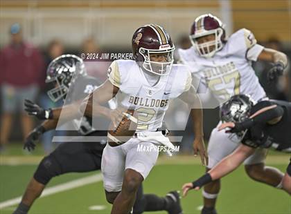 Thumbnail 2 in Vandegrift vs. Summer Creek (UIL 6A D2 Football Semifinal) photogallery.