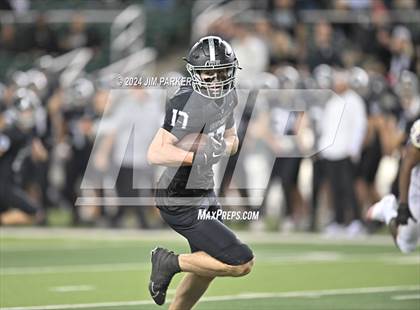 Thumbnail 3 in Vandegrift vs. Summer Creek (UIL 6A D2 Football Semifinal) photogallery.