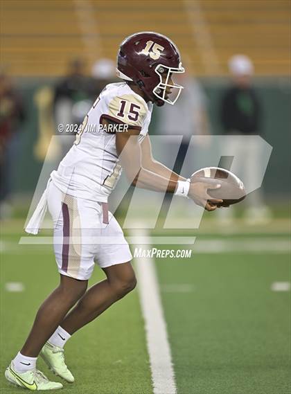 Thumbnail 3 in Vandegrift vs. Summer Creek (UIL 6A D2 Football Semifinal) photogallery.