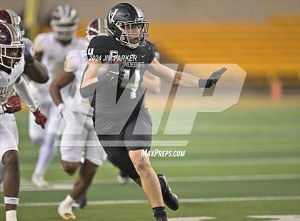 Thumbnail 3 in Vandegrift vs. Summer Creek (UIL 6A D2 Football Semifinal) photogallery.