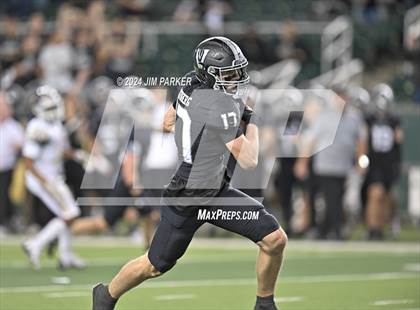 Thumbnail 1 in Vandegrift vs. Summer Creek (UIL 6A D2 Football Semifinal) photogallery.