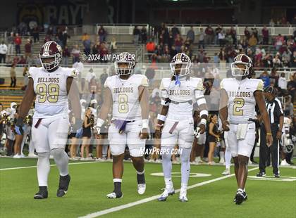 Thumbnail 2 in Vandegrift vs. Summer Creek (UIL 6A D2 Football Semifinal) photogallery.