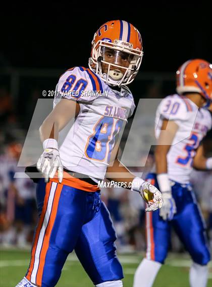 Thumbnail 2 in St. Louis Catholic @ E.D. White(LHSAA Division II 1st Round) photogallery.