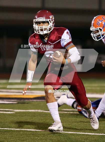 Thumbnail 3 in St. Louis Catholic @ E.D. White(LHSAA Division II 1st Round) photogallery.