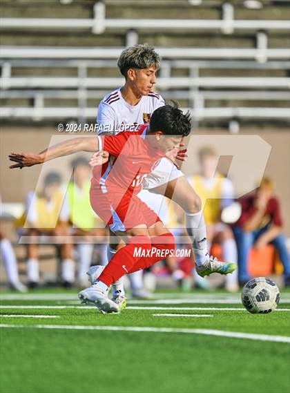 Thumbnail 2 in Deer Park vs. North Shore (UIL Soccer 6A Region 3 Bi-District) photogallery.