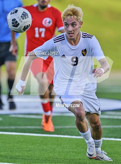 Thumbnail 3 in Deer Park vs. North Shore (UIL Soccer 6A Region 3 Bi-District) photogallery.