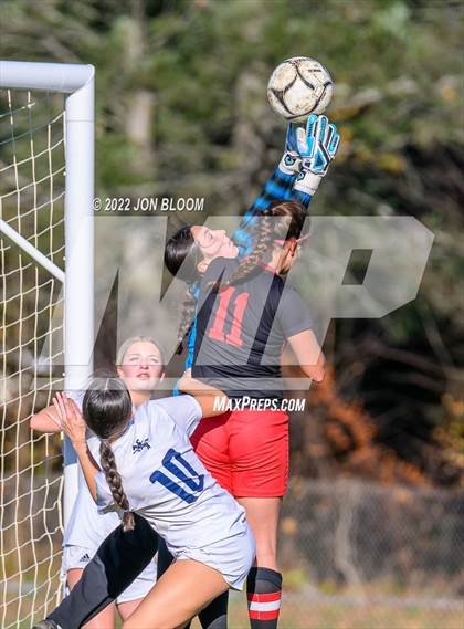 Thumbnail 3 in Ansonia vs Cromwell (CIAC Class M Second Round) photogallery.
