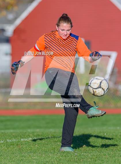 Thumbnail 2 in Ansonia vs Cromwell (CIAC Class M Second Round) photogallery.