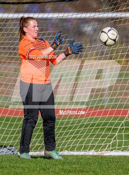 Thumbnail 3 in Ansonia vs Cromwell (CIAC Class M Second Round) photogallery.