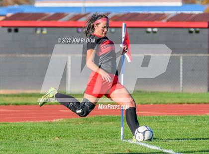 Thumbnail 3 in Ansonia vs Cromwell (CIAC Class M Second Round) photogallery.