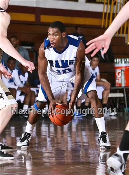 Thumbnail 1 in Port Chester vs Clarkstown South (Section One Super Saturday) photogallery.