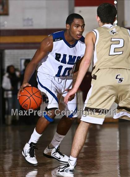 Thumbnail 2 in Port Chester vs Clarkstown South (Section One Super Saturday) photogallery.