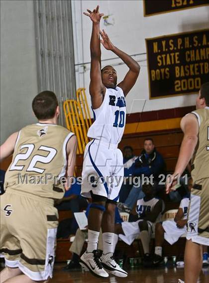 Thumbnail 2 in Port Chester vs Clarkstown South (Section One Super Saturday) photogallery.