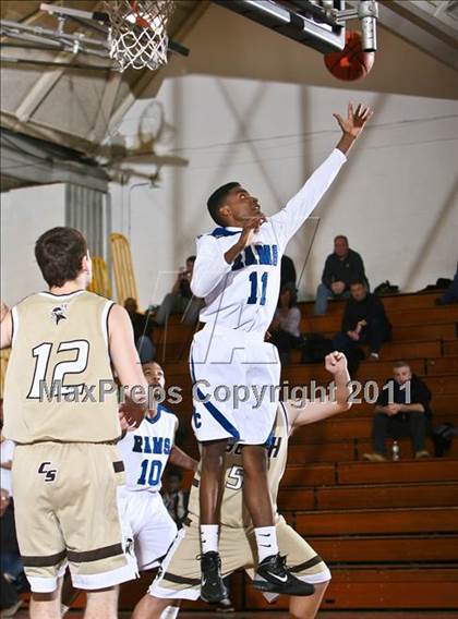 Thumbnail 1 in Port Chester vs Clarkstown South (Section One Super Saturday) photogallery.