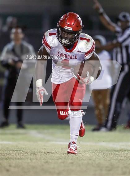Thumbnail 2 in Lawndale @ Narbonne photogallery.