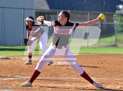 Thumbnail 1 in Wagoner @ Hilldale photogallery.